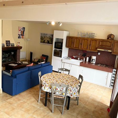 Gite Fuchsia Villa Carlux Exterior photo